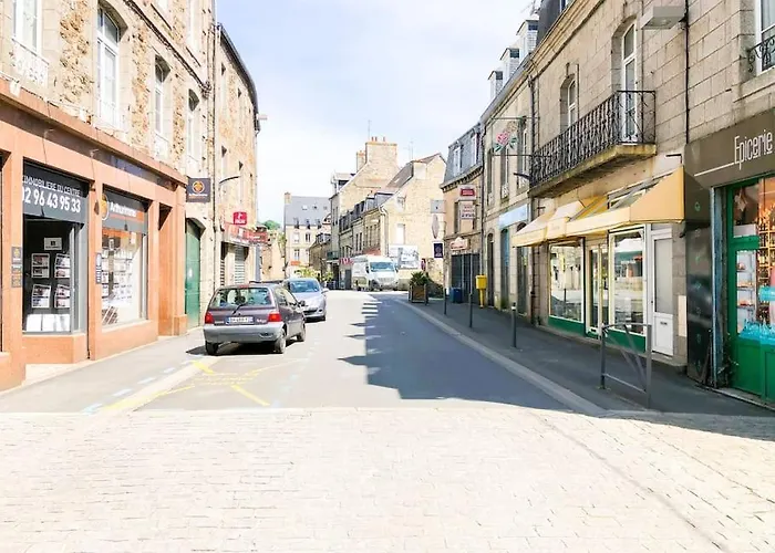 Nouveau ** Le Raffine Au Coeur De Guingamp ** Parking